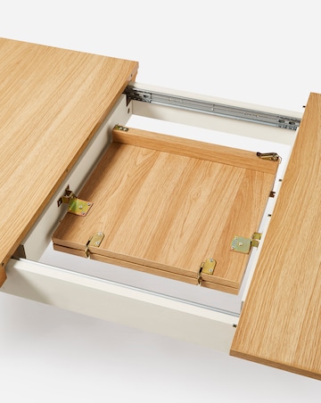 Julipa Ashford Extending Dining Table with 6 Ashford Chairs