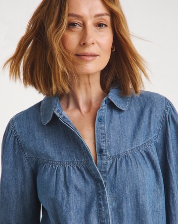 Peter Pan Collar Denim Blouse