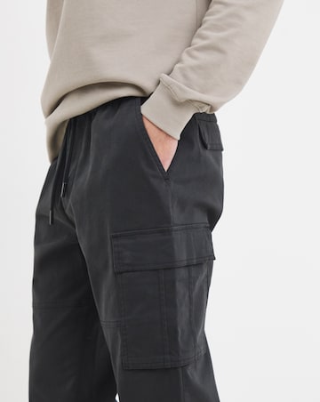 Elasticated Waist Cuffed Cargo
