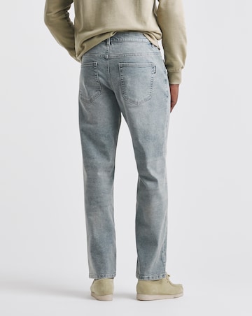 Union Everyday Essential Straight Stretch Jean