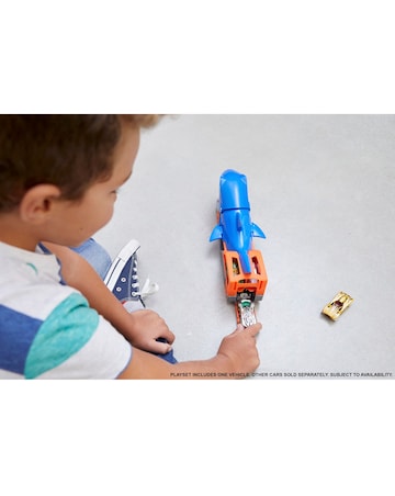 Hot Wheels Shark Chomp Transport