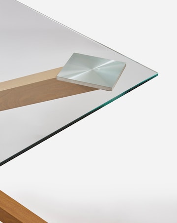 Bodie Oak Effect 6 Seater Dining Table