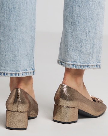 Heavenly Soles April Low Heel Trim Court Shoe - Extra Wide Fit (EEE)