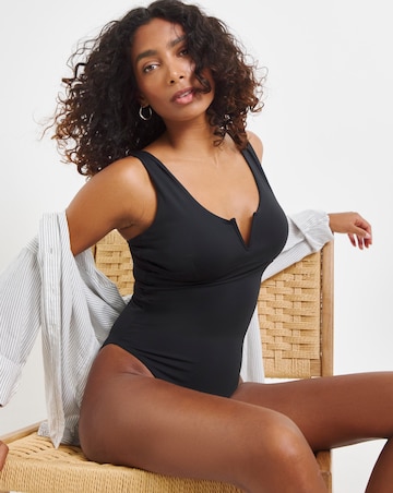 MAGISCULPT Medium Control Contour Me V Wire Swimsuit