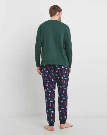 Christmas Graphic Pyjama Set