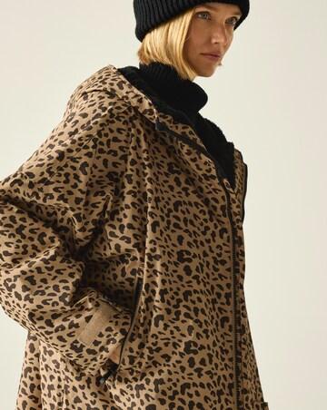 Regatta Waterproof Changing Robe