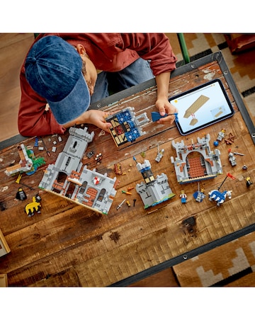 LEGO Creator 3in1 Medieval Horse Knight Castle Playset 31168