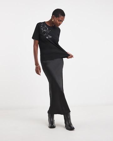 Placement Floral 3D Embellished T-Shirt