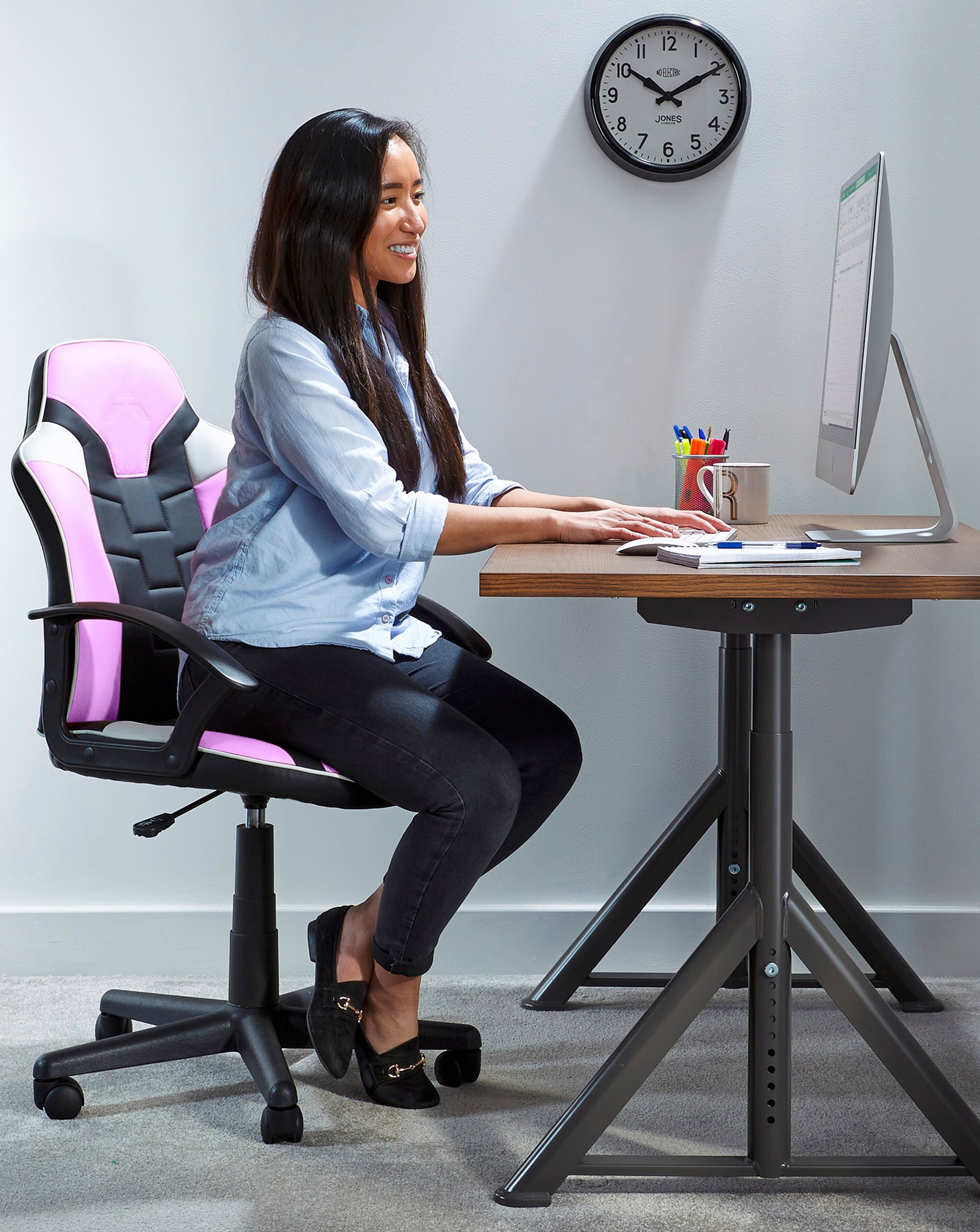 X Rocker Saturn Gaming Chair for Juniors - Pink | JD Williams