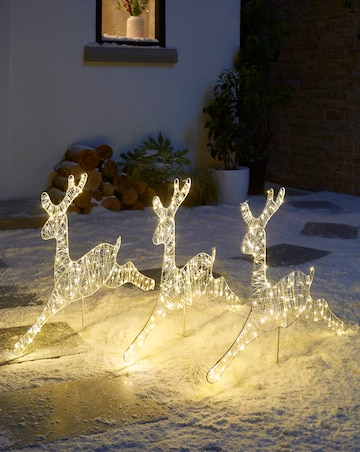 3 Reindeer Path Finders