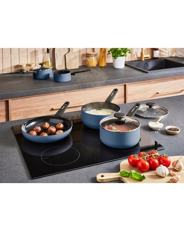 Morphy Richards Recycled Aluminium Blue 5 Piece Pan Set