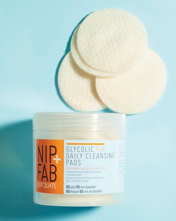 NIP+FAB Glycolic Fix Daily Pads