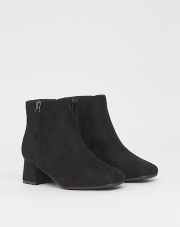 Francesca Low Block Heel Ankle Boots With Zip Detail - Wide Fit (E)
