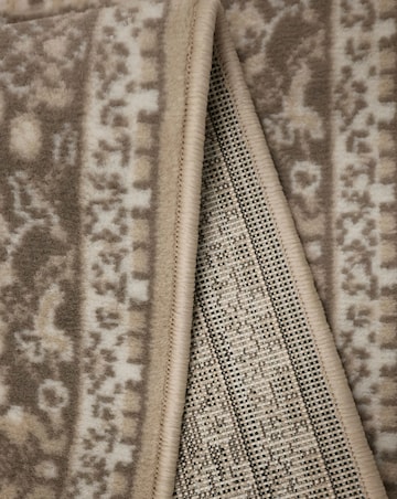 Traditional Medallion Woven Rug