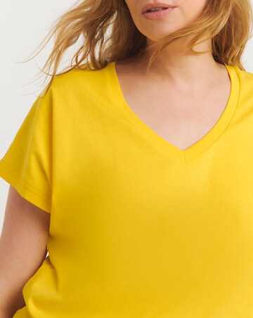 V-Neck Short Sleeve T-Shirt