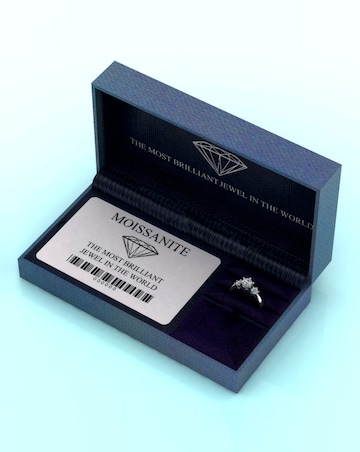 9ct White Gold 1ct Total Eq Moissanite Solitaire Ring with Moissanite Shoulders