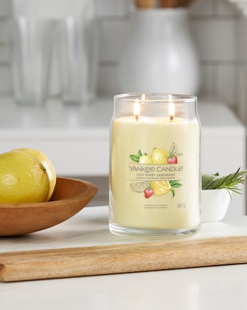 Yankee Candle Signature Large Jar Iced Berry Lemonade