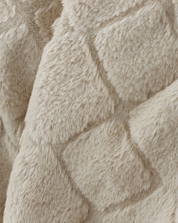 Catherine Lansfield Cosy Diamond Throw