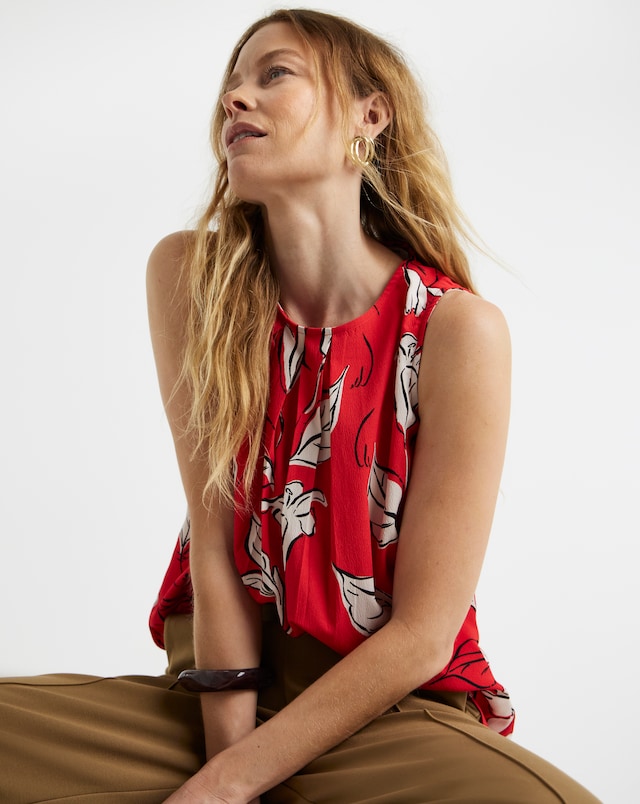 Pleated Sleeveless Shell Top