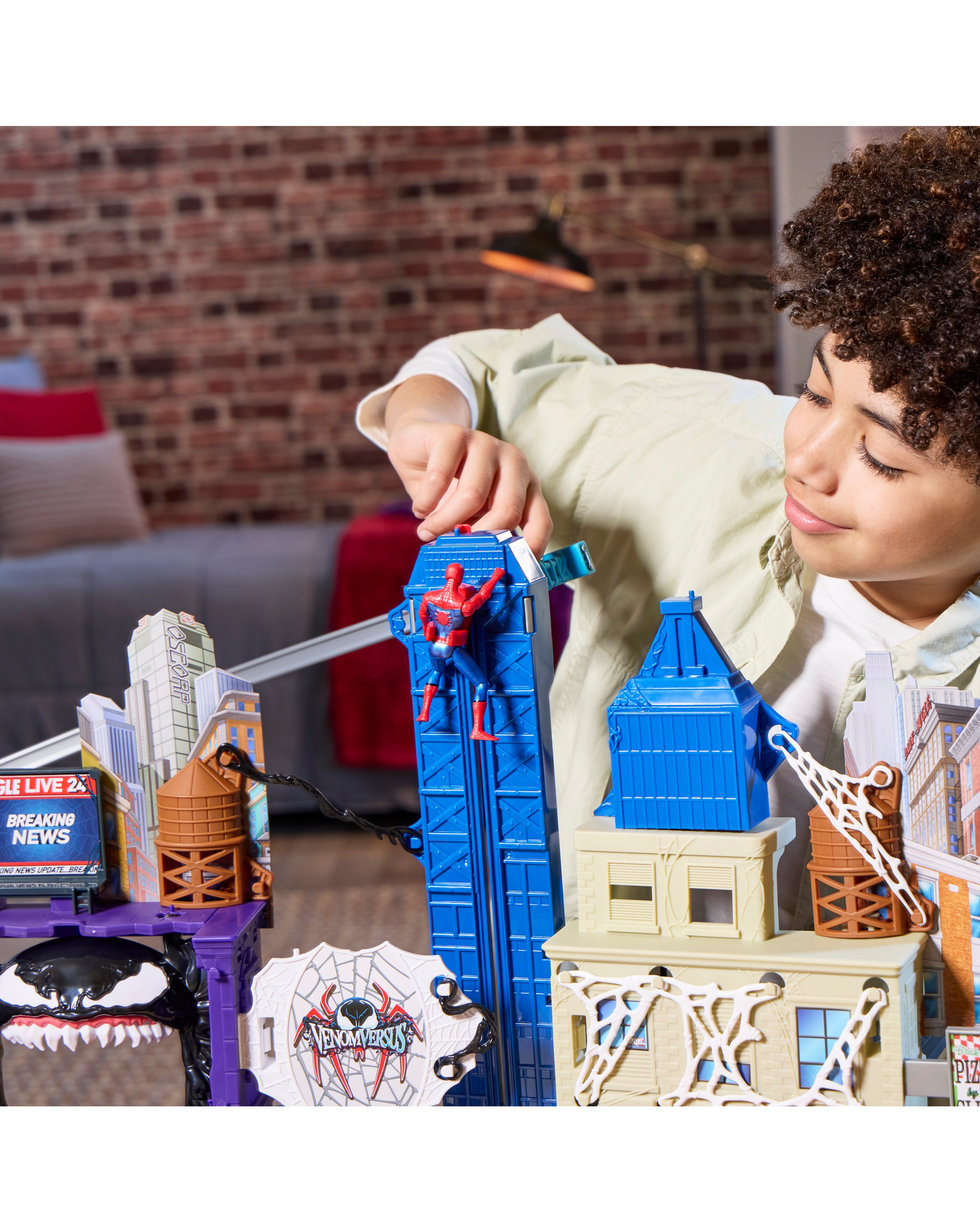 Marvel Spider-Man VenomVersus Web Slinging City Playset | JD Williams