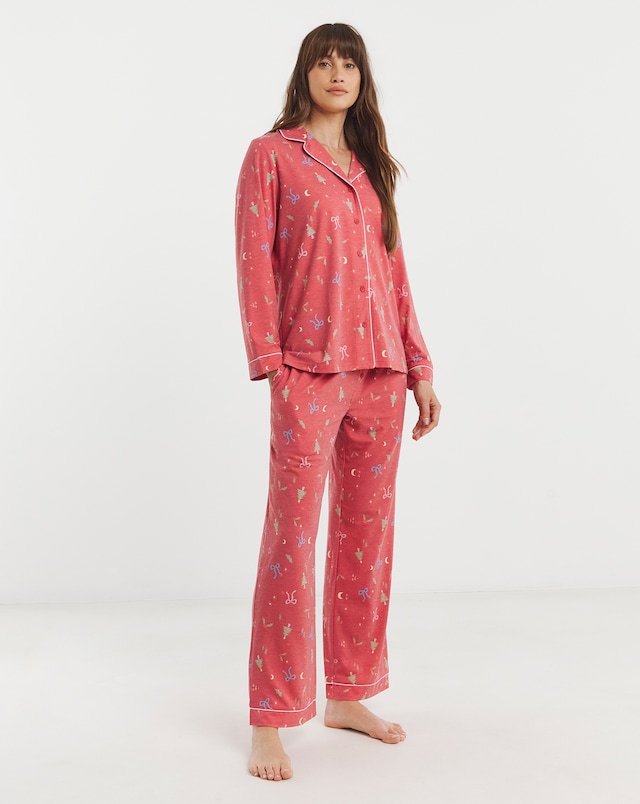 Pretty Lounge Vintage Christmas Print Revere Pyjama Set