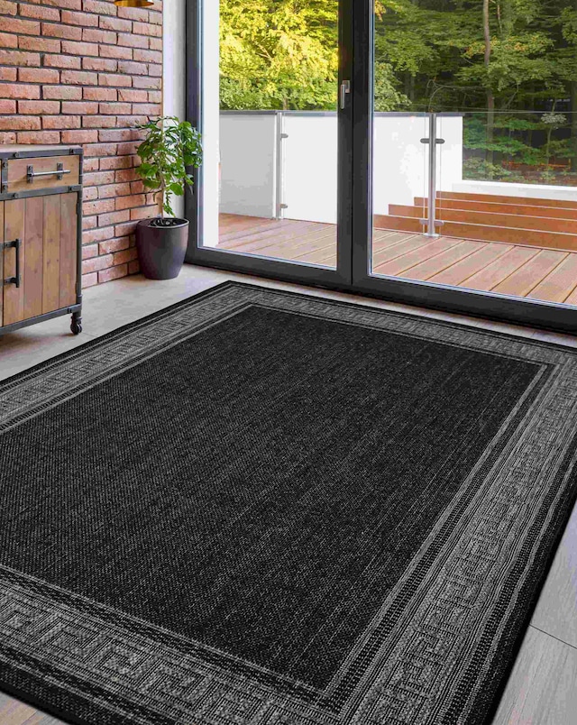 Gel Backed Greek Key Rug