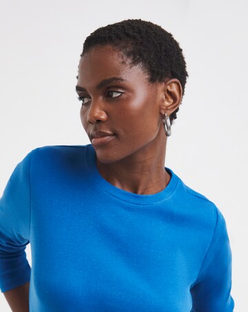 Crew Neck Long Sleeve T-Shirt