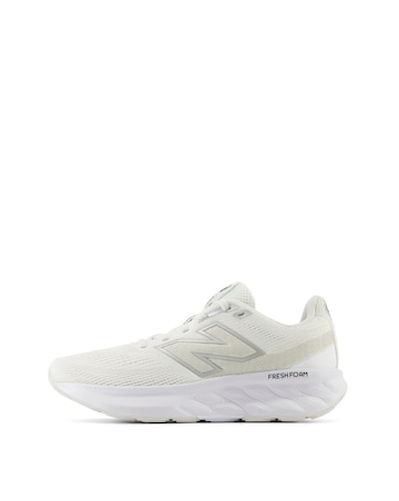 New Balance 520 Trainers