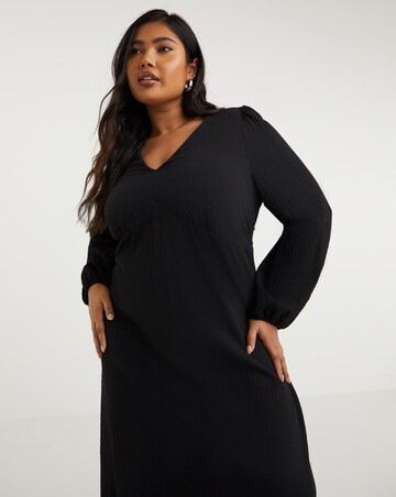 Nobody's Child Delilah V Neck Midi Dress