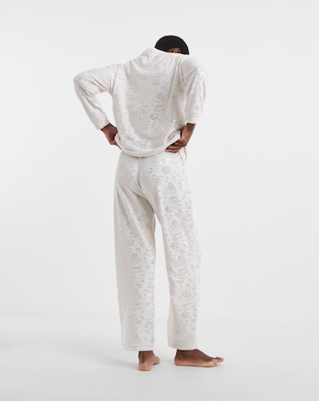 Winnie The Pooh Supersoft Foil Detail Pyjama Set