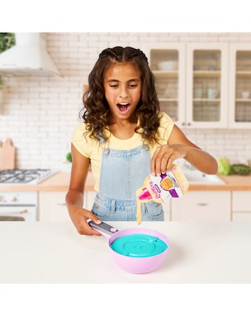 Cookeez Makery S2 Pancake Treatz Playset