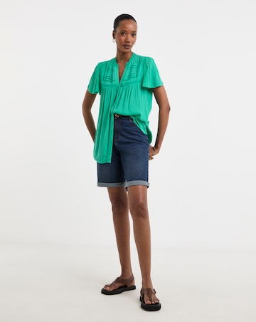 Textured Crinkle Ladder Insert Top