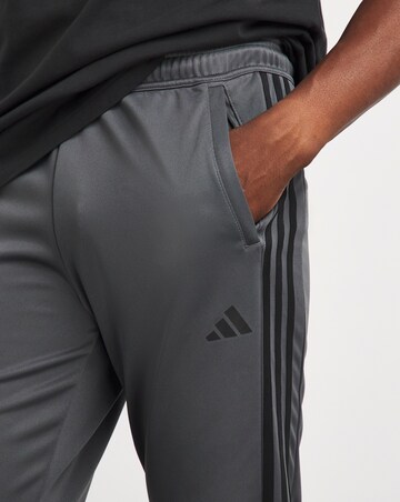 adidas Train Essentials 3 Stripes Training Joggers