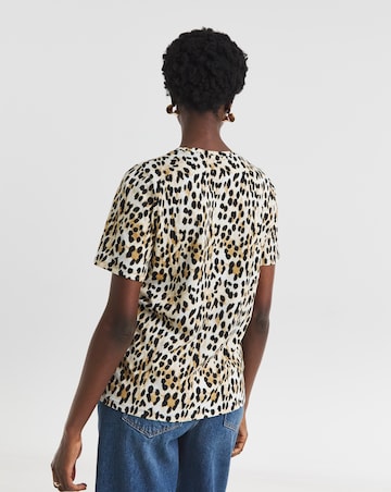 Pure Cotton Leopard Printed T-Shirt