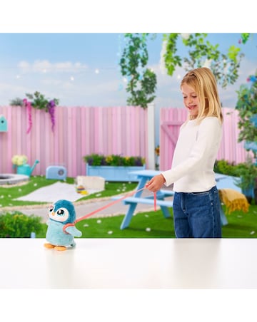 Little Live Pets My Walking Penguin - Waddles