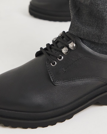 Leather Hybrid Smart Shoe Wide