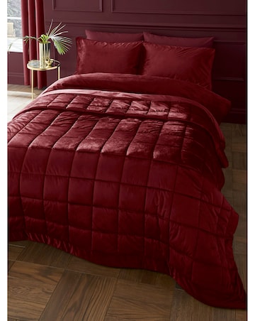 Catherine Lansfield Kingsley Matte Velvet Bedspread