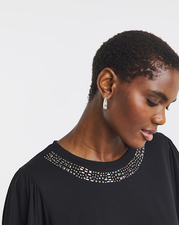 Embellished Trim Half Sleeve Top