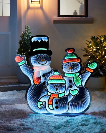 Infinity Light Snowman Family