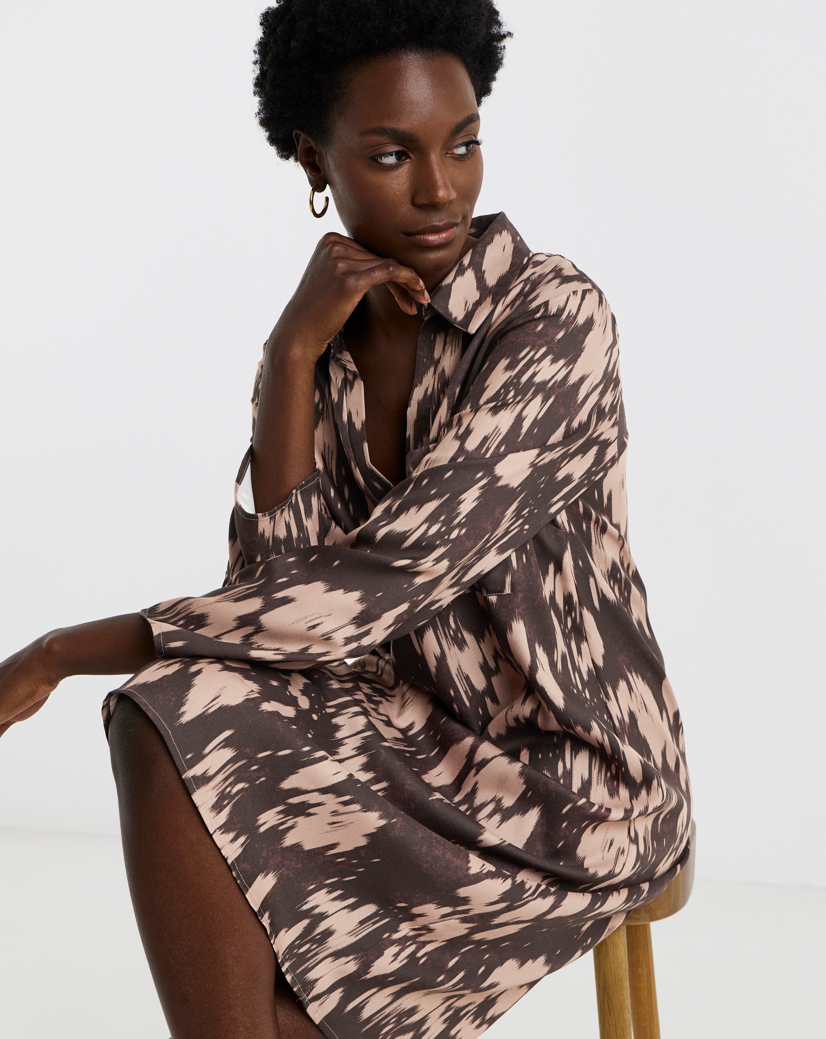 Anise Adeline V Neck Tie Back Midi Dress | JD Williams