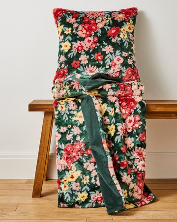 Ditsy Floral Faux Fur Throw