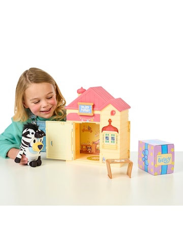 Bluey Playdate Plush Surprise