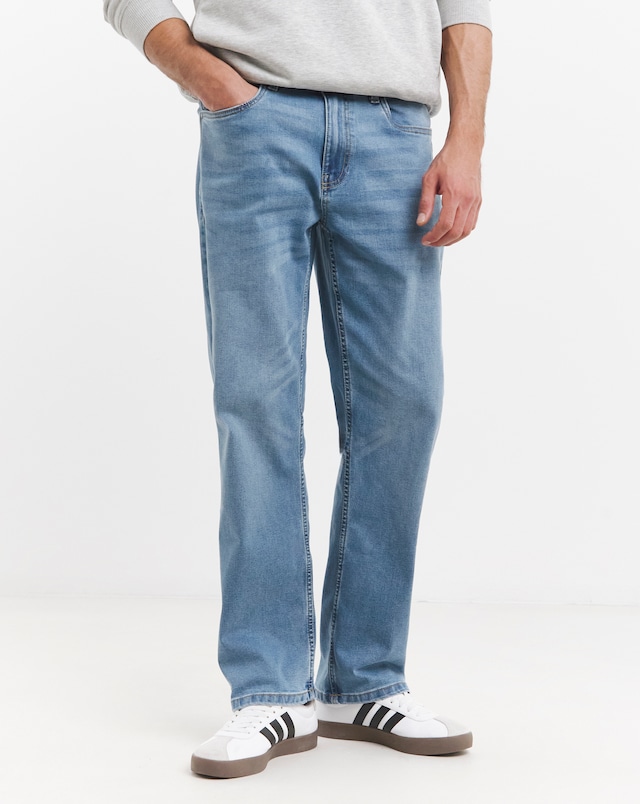 Voi Storm Straight Leg Denim Jeans - Light Wash