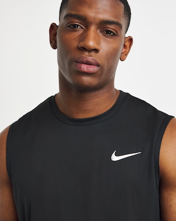 Nike Essential Sleeveless Hydroguard