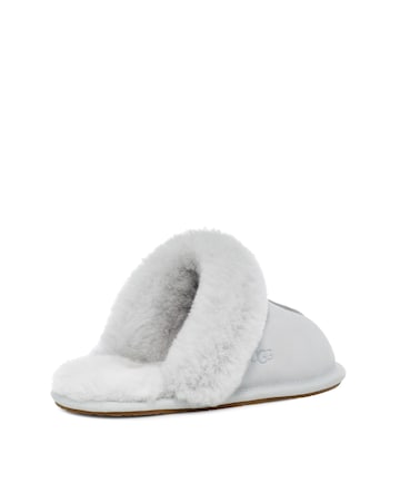 UGG Scuffet Slippers D Fit