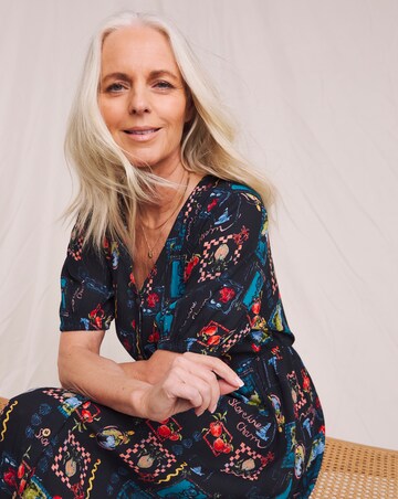 Julipa Printed Textured Crinkle Midi Dress