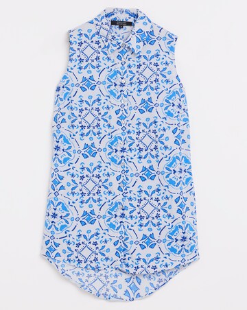 Dipped Back Sleeveless Shirt