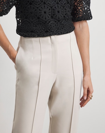 Joanna Hope Tailored Capri Trousers