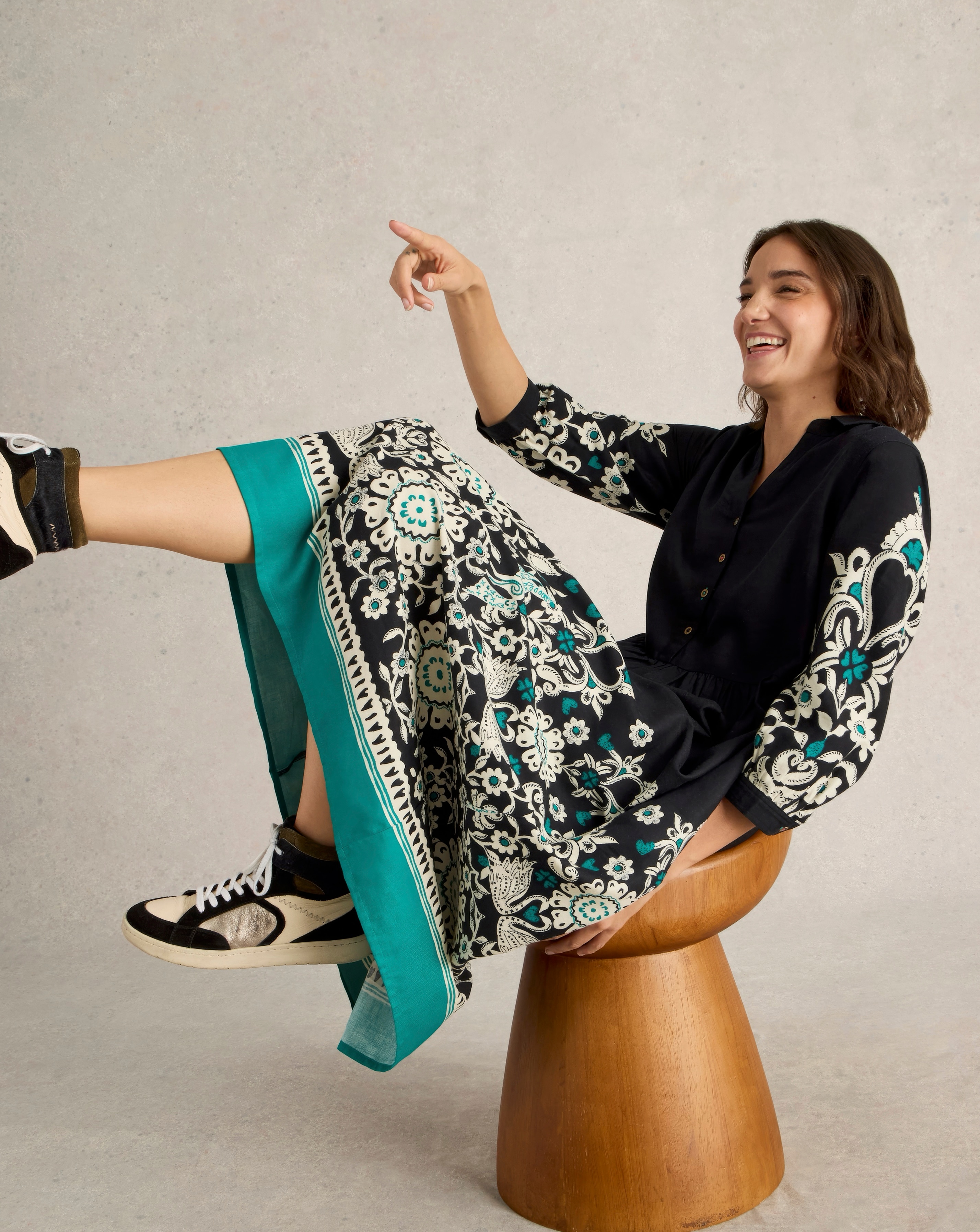 極美品✨AMERI VINTAGE TIE SHIRT DRESS 花柄 極美品✨AMERI VINTAGE TIE SHIRT DRESS 花柄 ワンピース