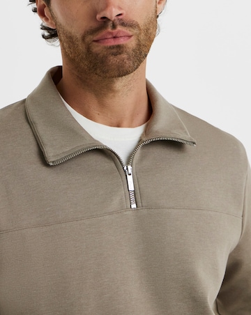 Folio Interlock 1/4 Zip Sweatshirt